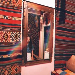 Meet your Posher, Beyza